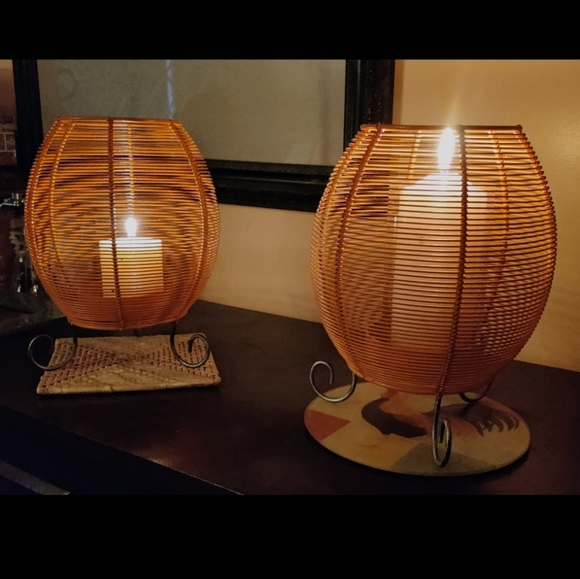 Pair Metal Patio Lanterns Oval Wire Baskets, Candle Holders 11" Tall Refurbished - Picture 4 of 16